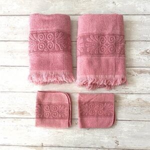 Monticello Seashell Swirl Pink Bathtowel Set 2 Bath Towels 2 Washclothes 4pc